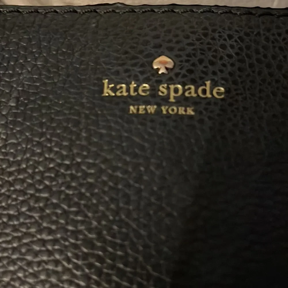 Kate Spade Kingston Drive Arla leather crossbody purse/bag pocketbook black